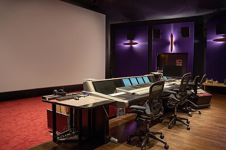 Paris_Studio_9.jpg